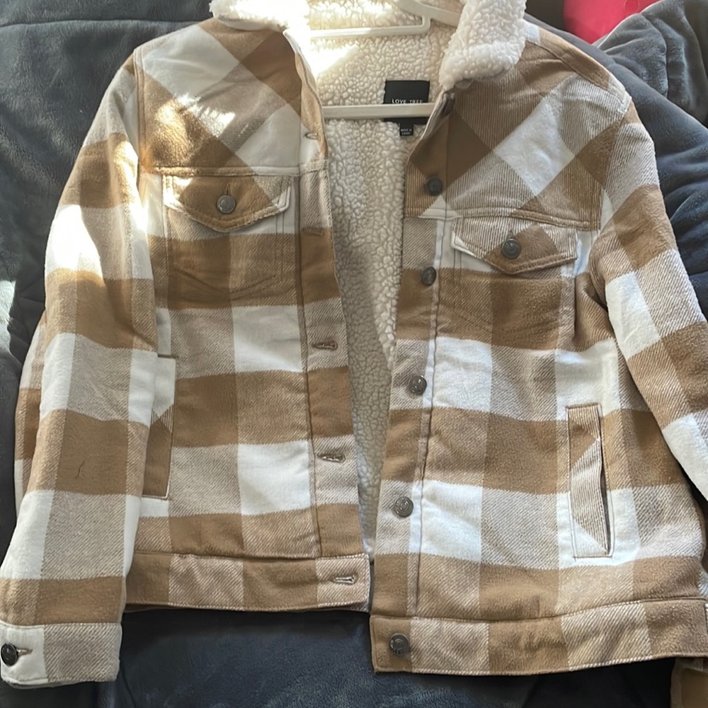 tan and white sherpa jacket w buttons